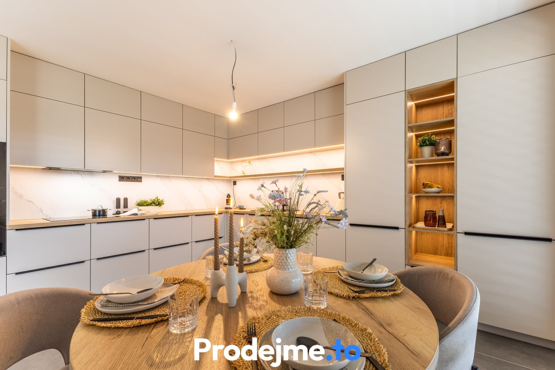 Prodej rodinného domu 4+kk, 136 m², Branišovice